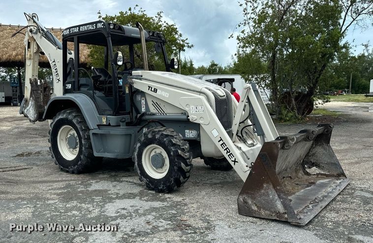 image for item OG9698 Terex TLB840PS backhoe