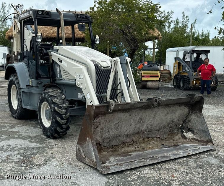 image for item OG9698 Terex TLB840PS backhoe