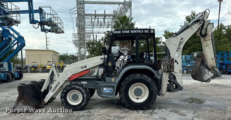 image for item OG9698 Terex TLB840PS backhoe