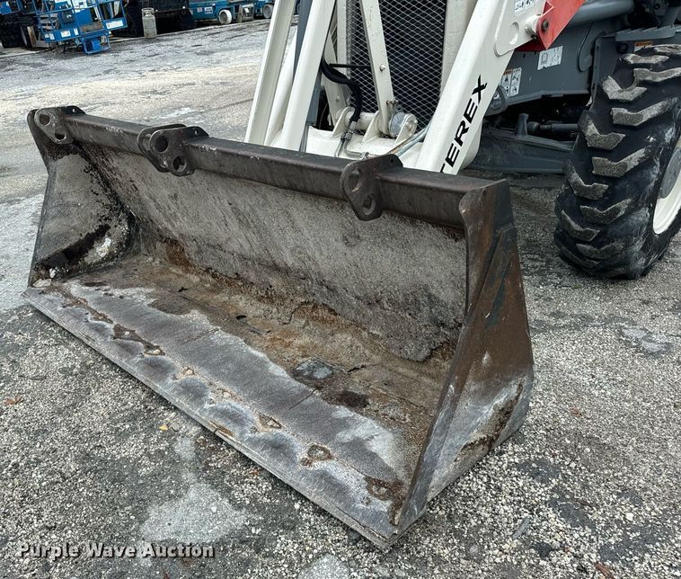 image for item OG9698 Terex TLB840PS backhoe