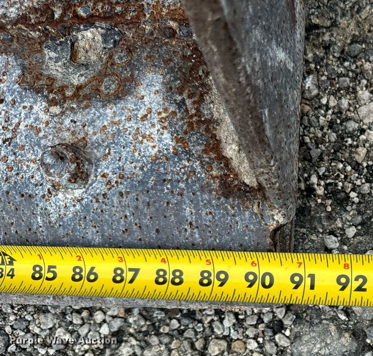 image for item OG9698 Terex TLB840PS backhoe