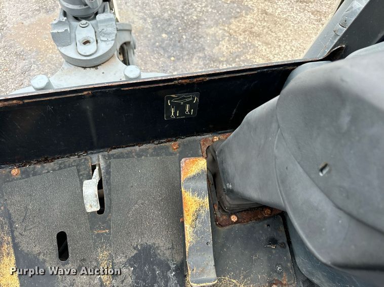 image for item OG9698 Terex TLB840PS backhoe