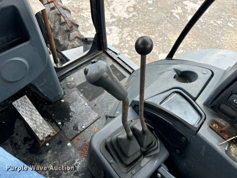 image for item OG9698 Terex TLB840PS backhoe