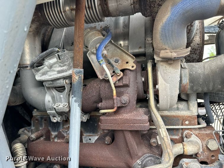 image for item OG9698 Terex TLB840PS backhoe