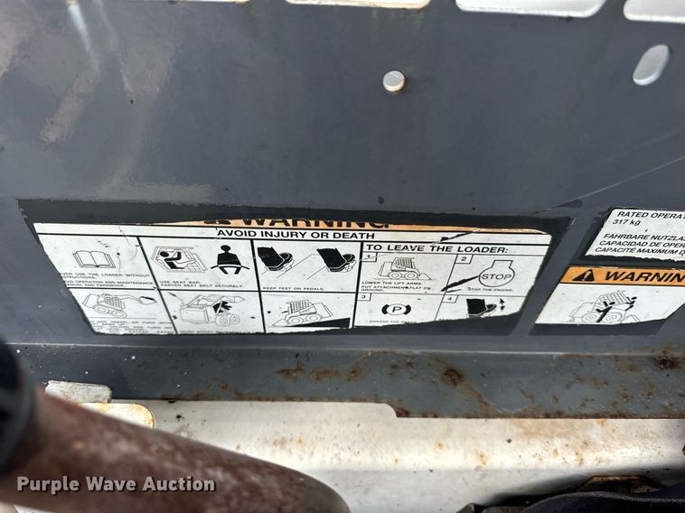 image for item OG9699 2006 Bobcat  463 skid steer loader