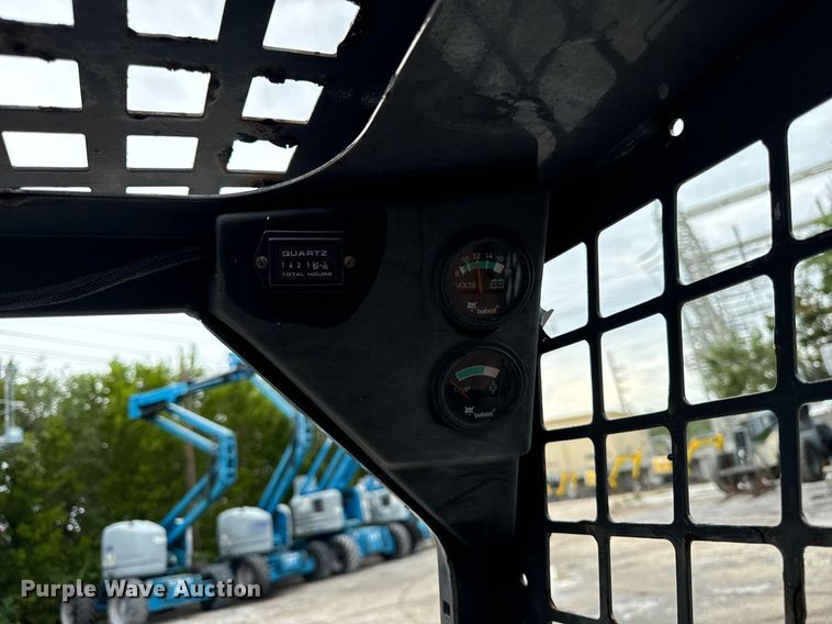 image for item OG9699 2006 Bobcat  463 skid steer loader