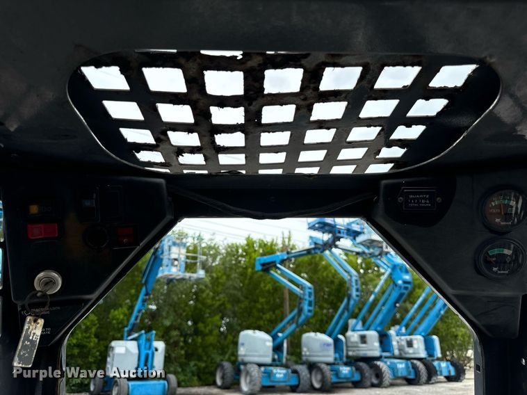 image for item OG9699 2006 Bobcat  463 skid steer loader