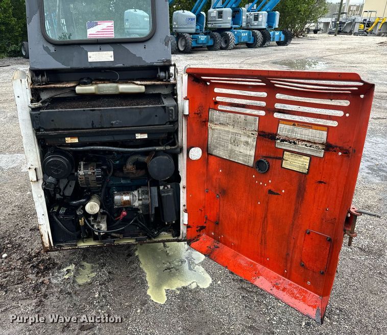 image for item OG9699 2006 Bobcat  463 skid steer loader