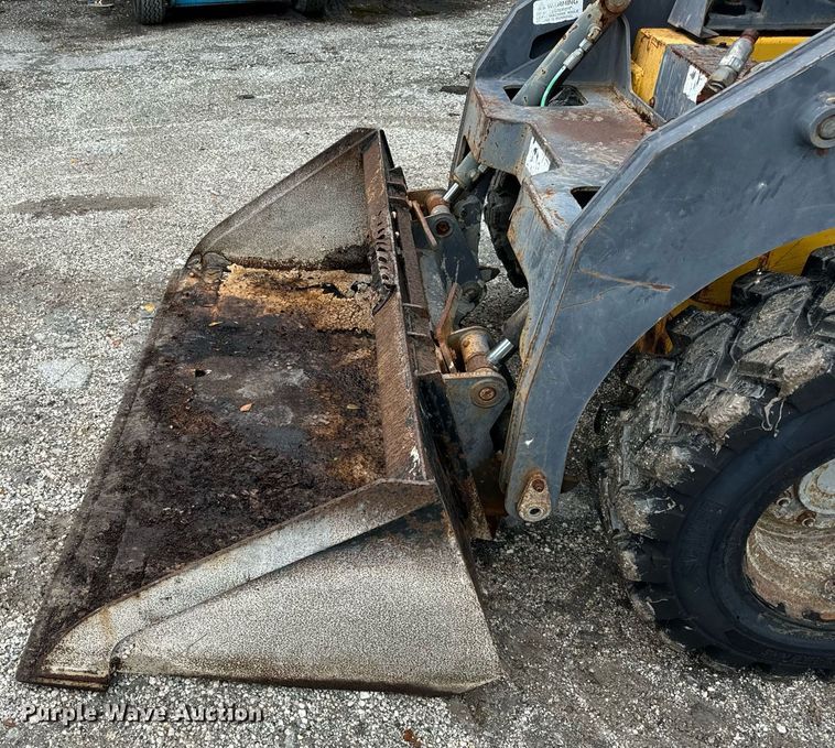 image for item OG9701 Thomas  skid steer loader