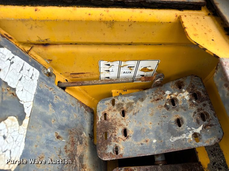 image for item OG9701 Thomas  skid steer loader