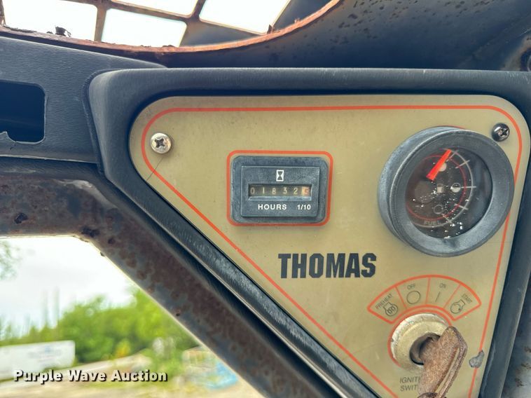 image for item OG9701 Thomas  skid steer loader