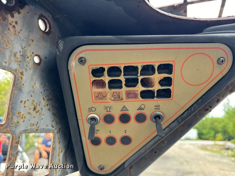 image for item OG9701 Thomas  skid steer loader