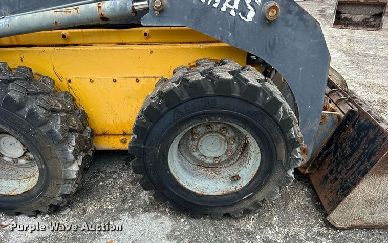 image for item OG9701 Thomas  skid steer loader