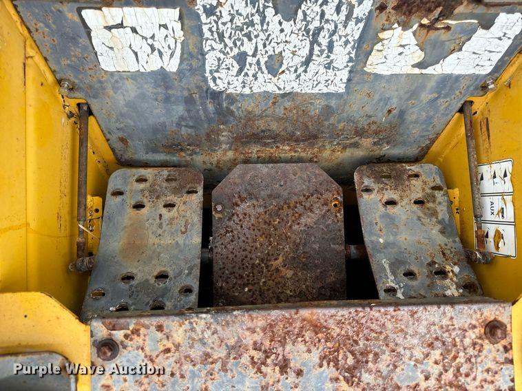 image for item OG9701 Thomas  skid steer loader