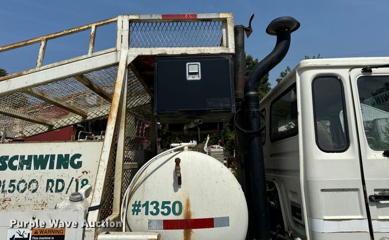 image for item OG9860 1988 Mack  MS200 concrete pump truck