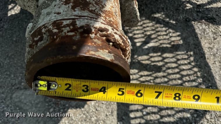 image for item OG9860 1988 Mack  MS200 concrete pump truck