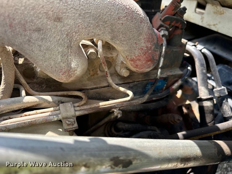 image for item OG9860 1988 Mack  MS200 concrete pump truck