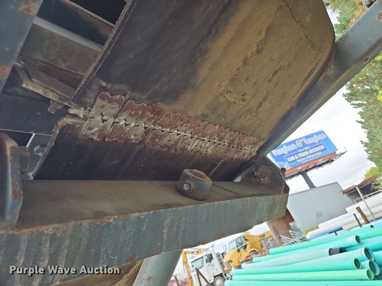 image for item OJ9873 Powerscreen conveyor 