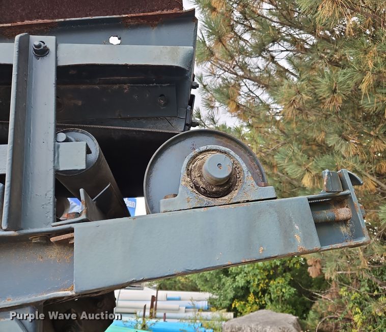 image for item OJ9873 Powerscreen conveyor 
