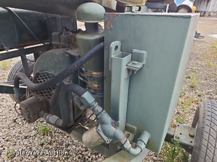 image for item OJ9873 Powerscreen conveyor 