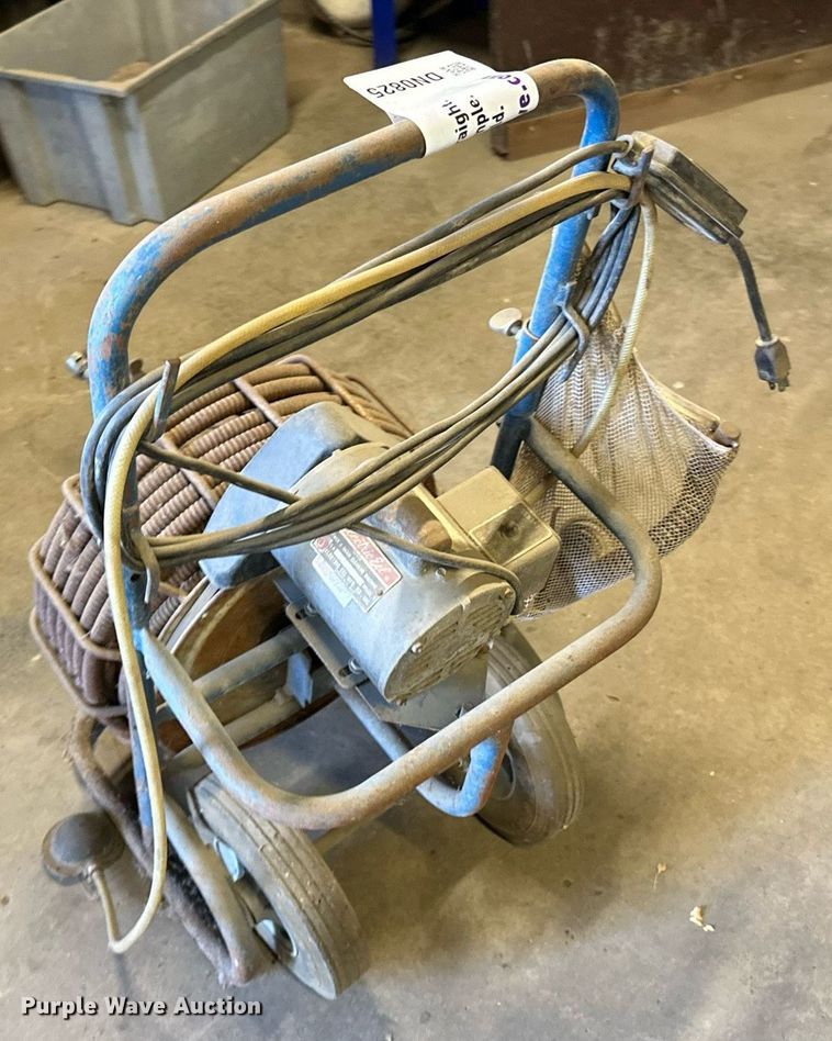 image for item DN0825 Electric Eel drain snake 