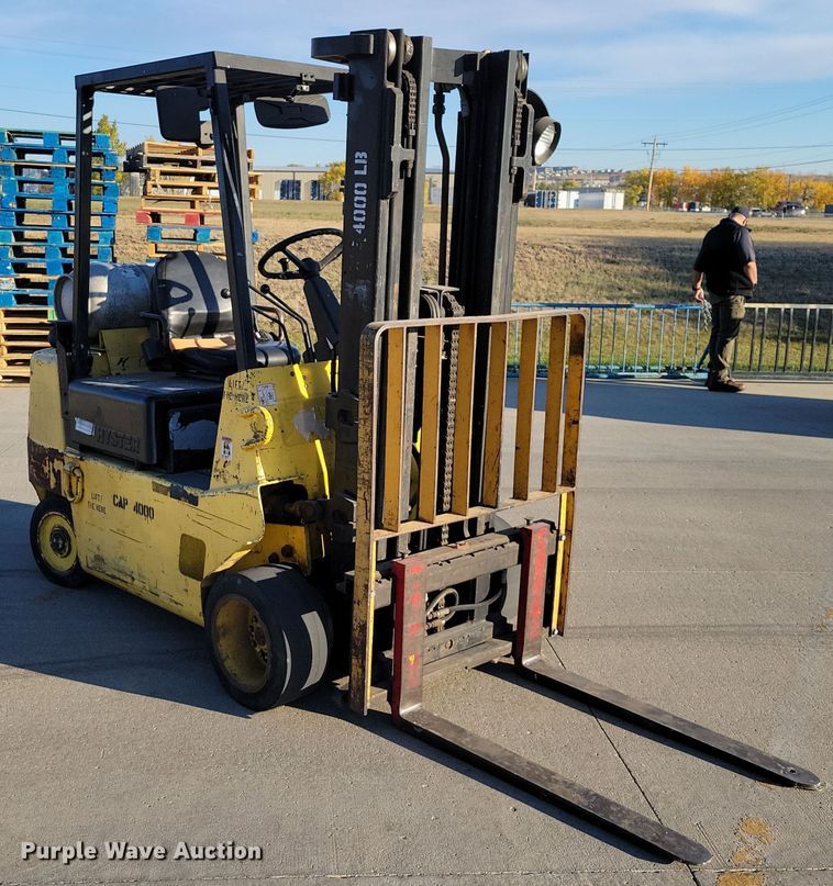 image for item DN3591 1993 Hyster S40XL-MIL forklift