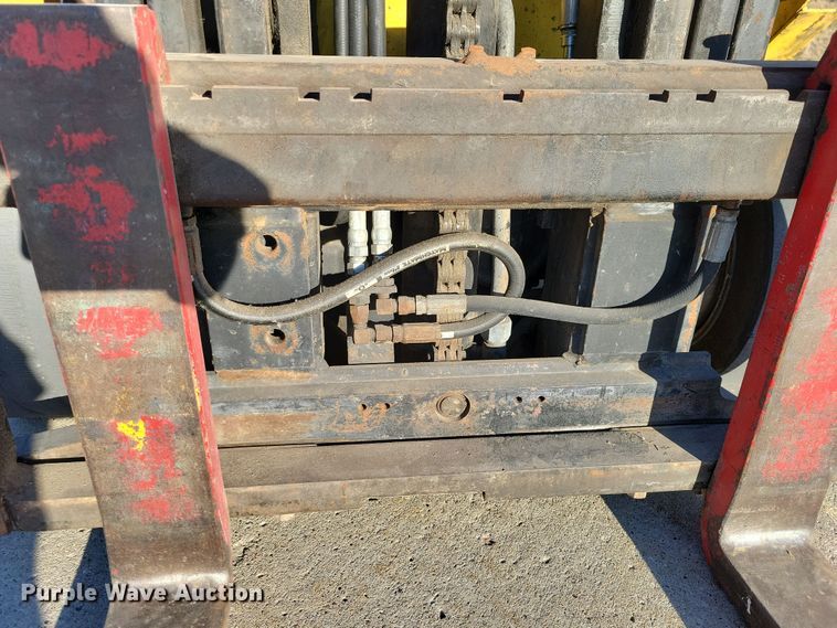 image for item DN3591 1993 Hyster S40XL-MIL forklift