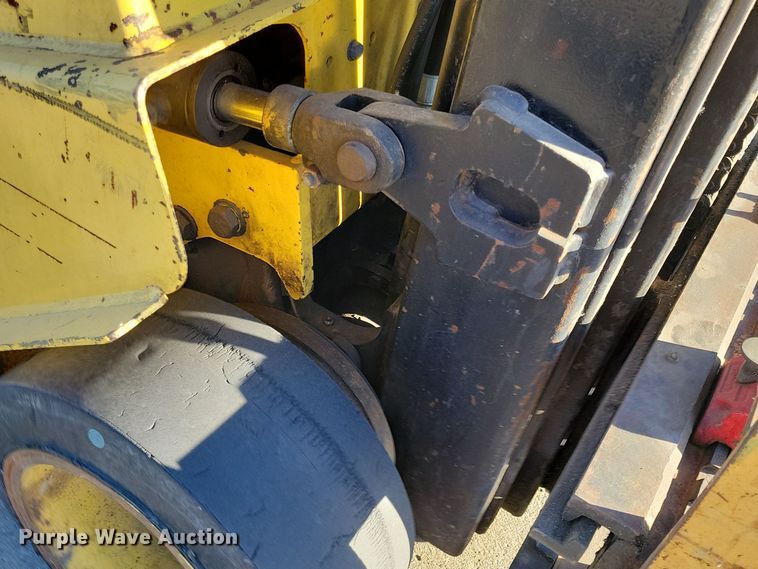 image for item DN3591 1993 Hyster S40XL-MIL forklift