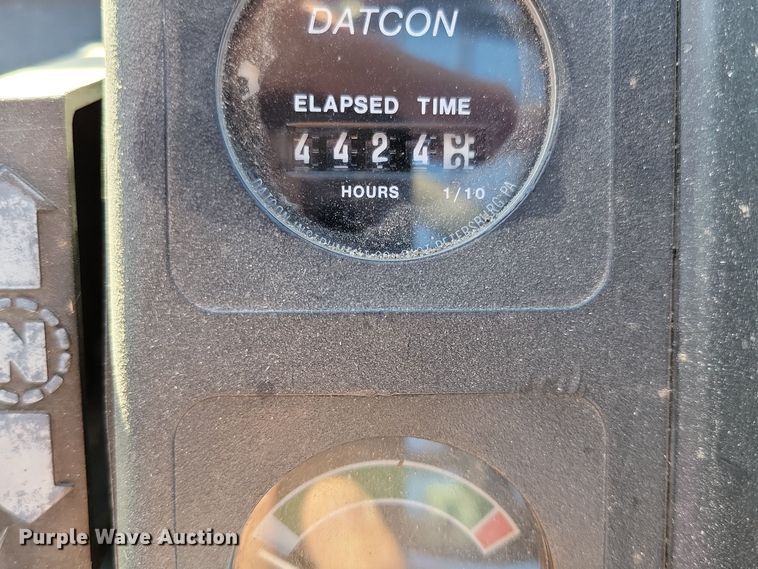 image for item DN3591 1993 Hyster S40XL-MIL forklift