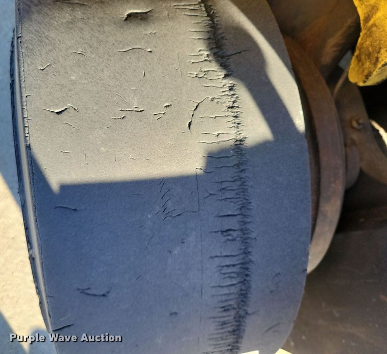 image for item DN3591 1993 Hyster S40XL-MIL forklift