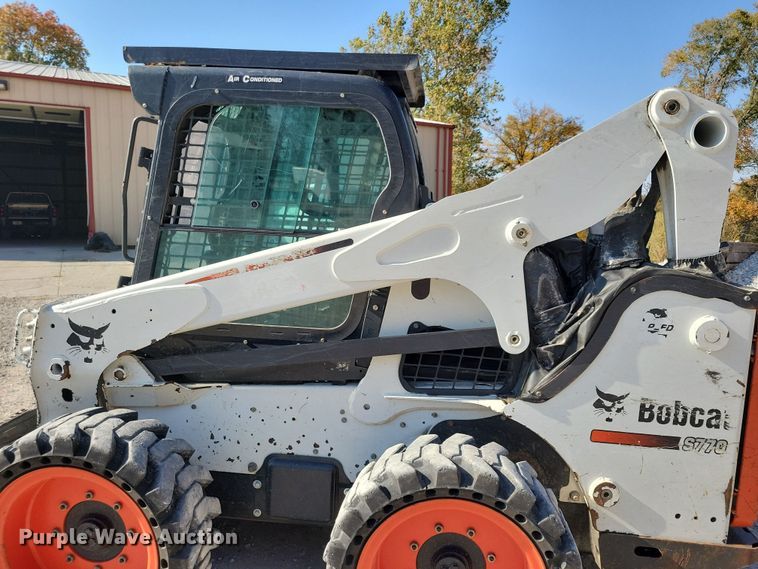 image for item DN3602 2011 Bobcat S770 skid steer loader