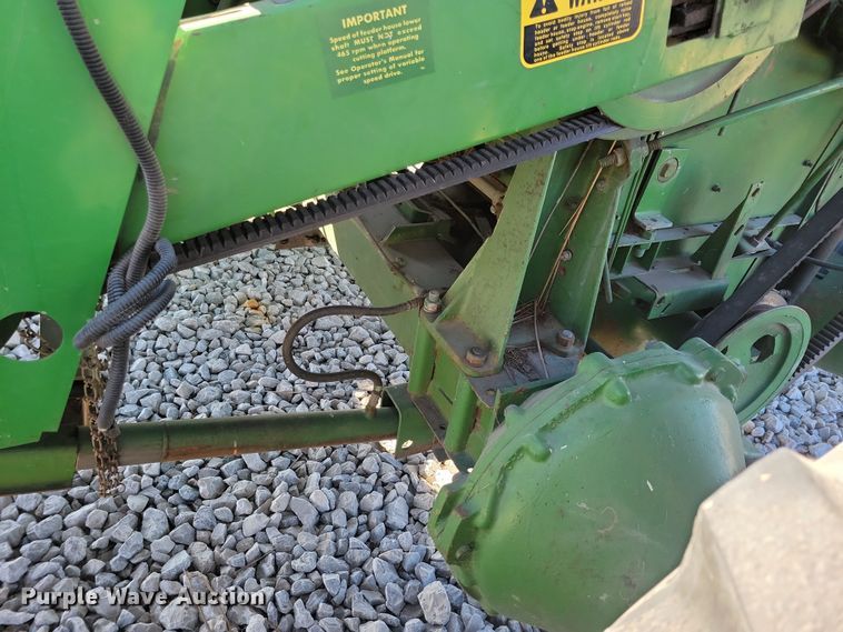 image for item DN3607 1978 John Deere 4400 combine