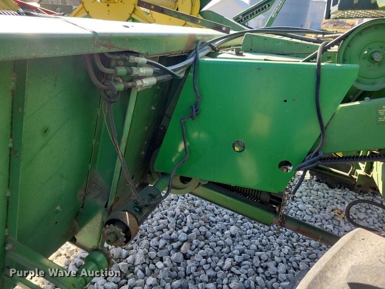 image for item DN3607 1978 John Deere 4400 combine