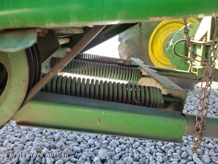 image for item DN3607 1978 John Deere 4400 combine