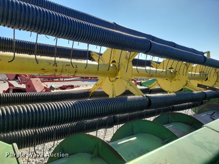 image for item DN3607 1978 John Deere 4400 combine