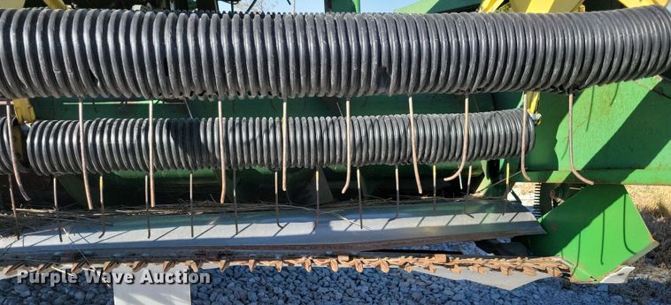 image for item DN3607 1978 John Deere 4400 combine