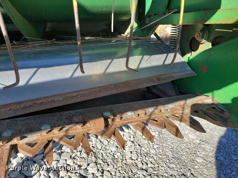 image for item DN3607 1978 John Deere 4400 combine