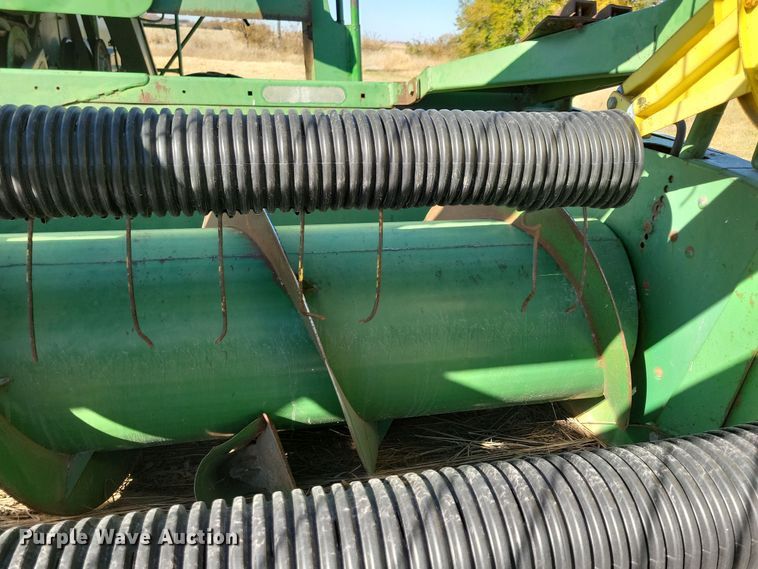 image for item DN3607 1978 John Deere 4400 combine