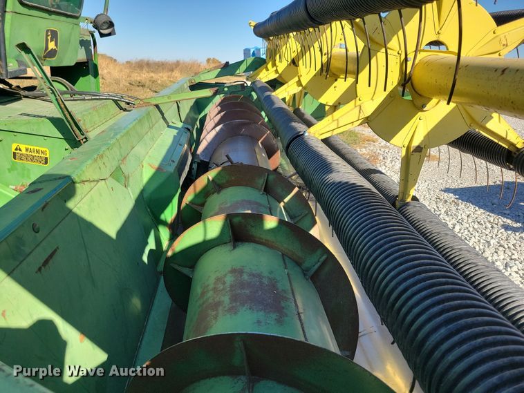 image for item DN3607 1978 John Deere 4400 combine