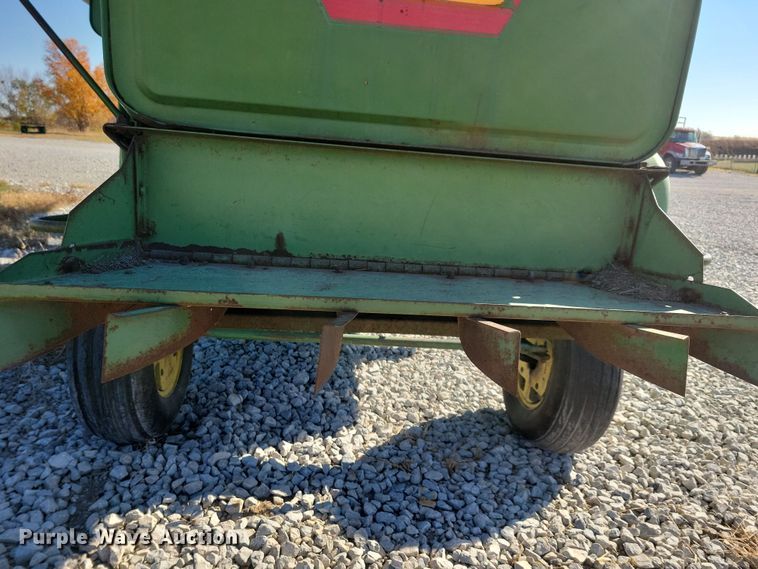 image for item DN3607 1978 John Deere 4400 combine