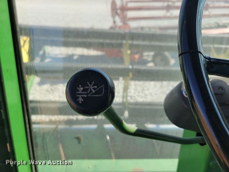 image for item DN3607 1978 John Deere 4400 combine