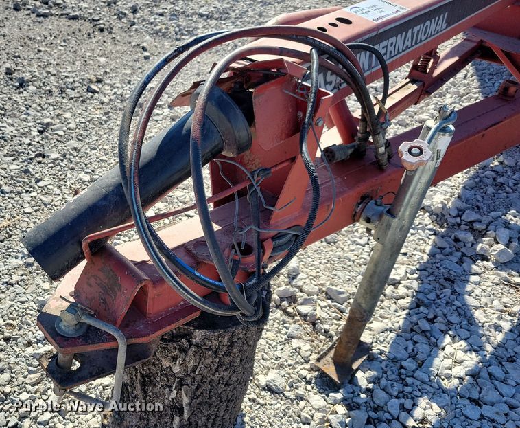 image for item DN3608 1992 Case IH 8210 swather / windrower