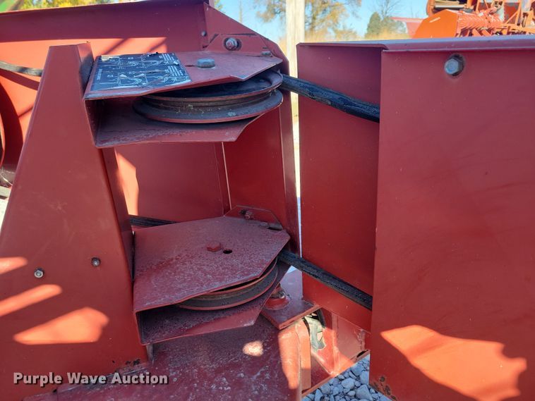 image for item DN3608 1992 Case IH 8210 swather / windrower