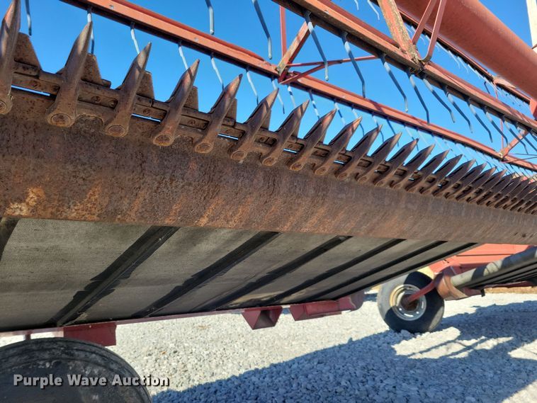 image for item DN3608 1992 Case IH 8210 swather / windrower