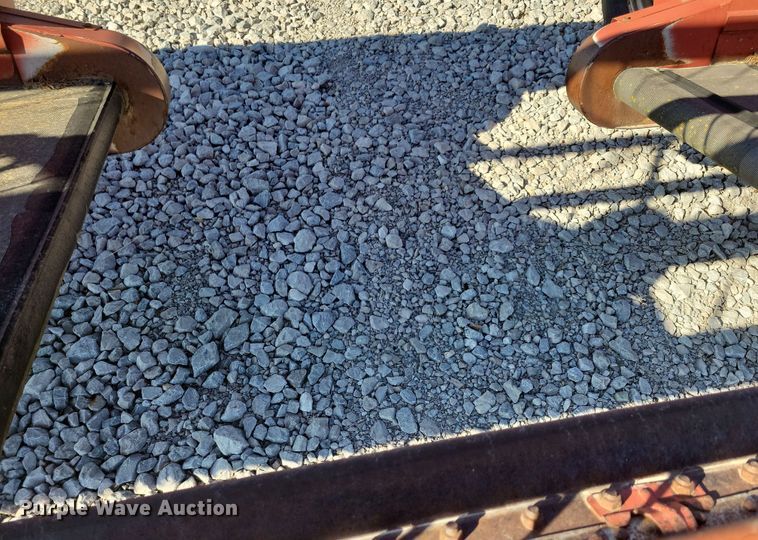 image for item DN3608 1992 Case IH 8210 swather / windrower