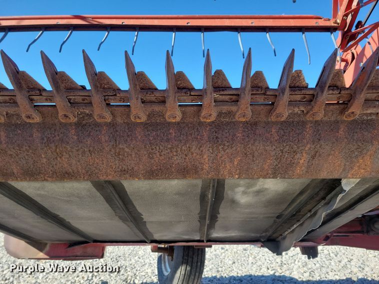 image for item DN3608 1992 Case IH 8210 swather / windrower