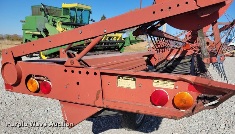 image for item DN3608 1992 Case IH 8210 swather / windrower