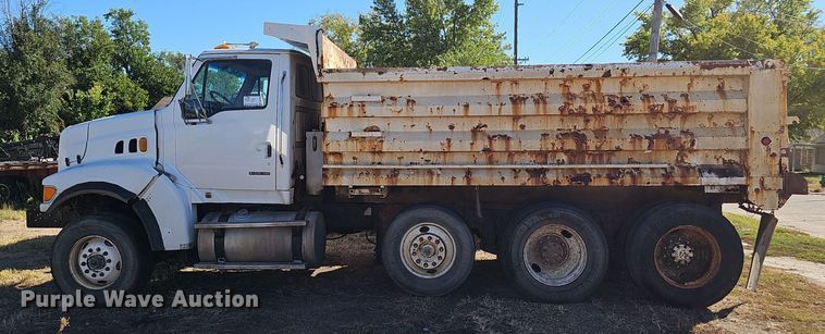 image for item DO5483 2006 Sterling LT9500 dump truck