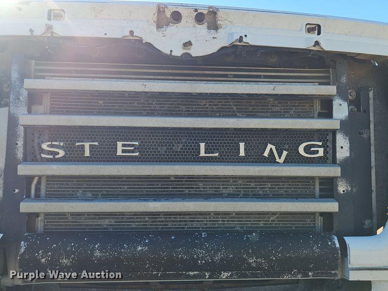 image for item DO5483 2006 Sterling LT9500 dump truck