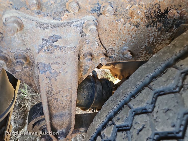 image for item DO5483 2006 Sterling LT9500 dump truck